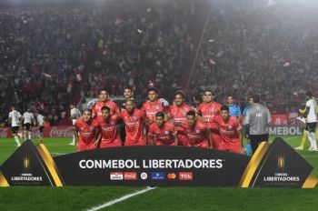 Argentinos empató ante Corinthians y es líder de su grupo