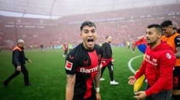 El Leverkusen de Exe Palacios goleó y es campeón invicto en la Bundesliga